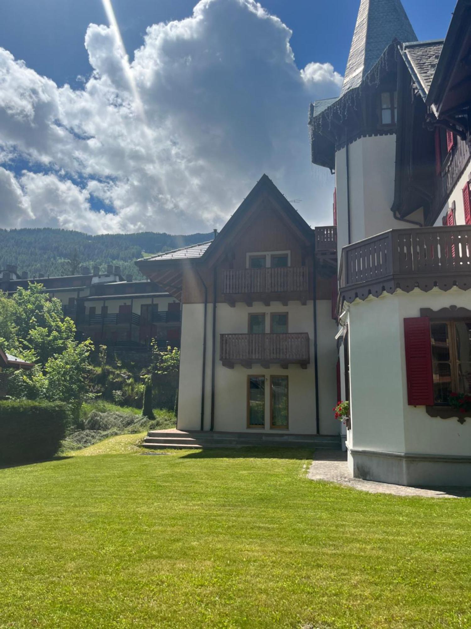 Residence Villa Brioschi อาปริกา ภายนอก รูปภาพ